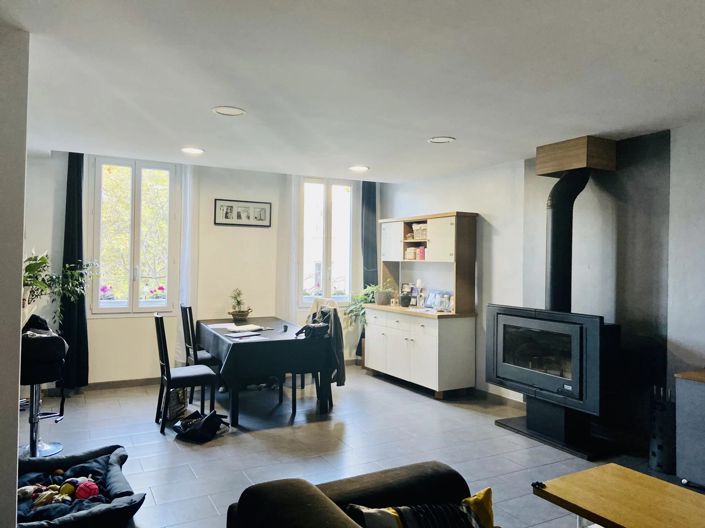 Image No.4-4 Bed Property for sale