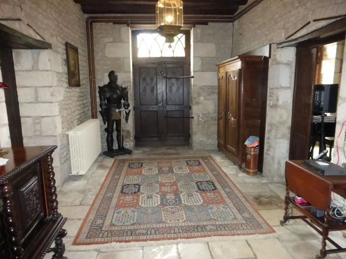 Image No.7-9 Bed House for sale