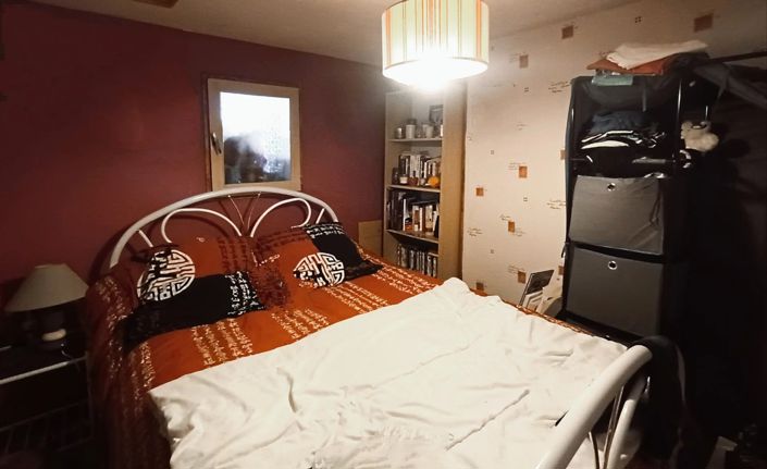 Image No.11-2 Bed House for sale