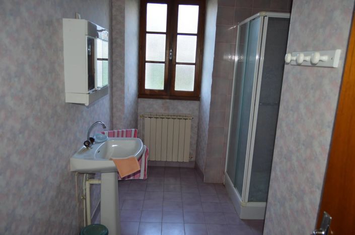 Image No.7-4 Bed Village House for sale