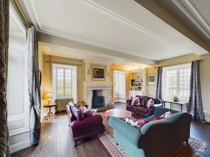 Image No.11-14 Bed House for sale