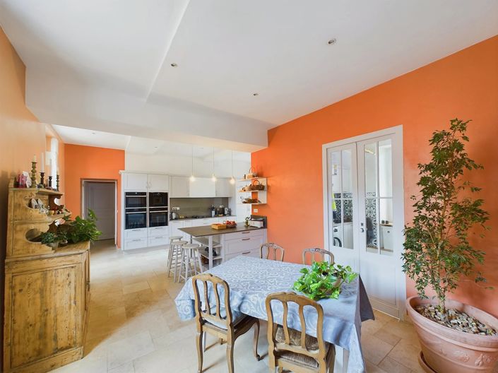 Image No.9-14 Bed House for sale