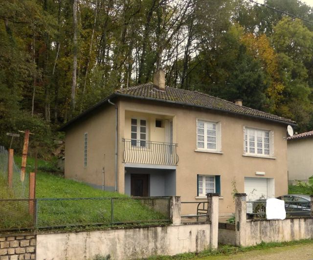 Image No.1-Maison de village de 3 chambres à vendre à Charroux