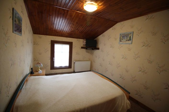 Image No.11-4 Bed House for sale