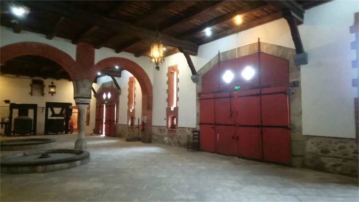 Image No.10-6 Bed House for sale