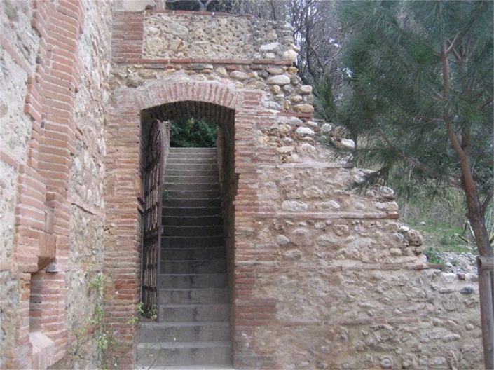 Image No.11-6 Bed House for sale