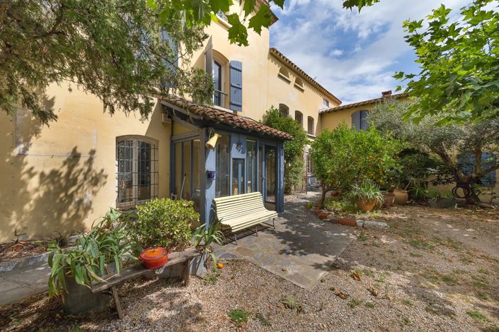 Image No.4-20 Bed House for sale