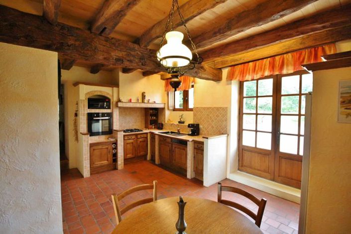 Image No.5-6 Bed House for sale