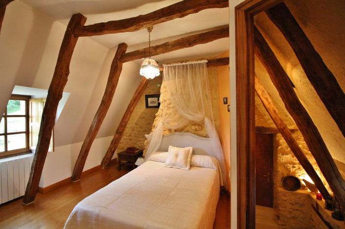 Image No.7-6 Bed House for sale