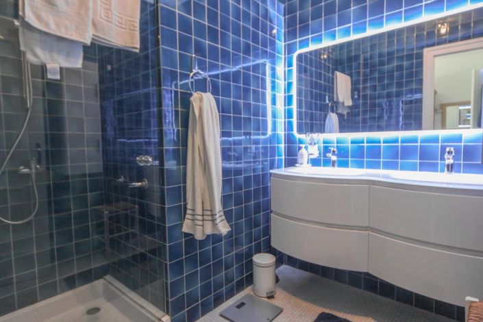 Image No.10-4 Bed House for sale