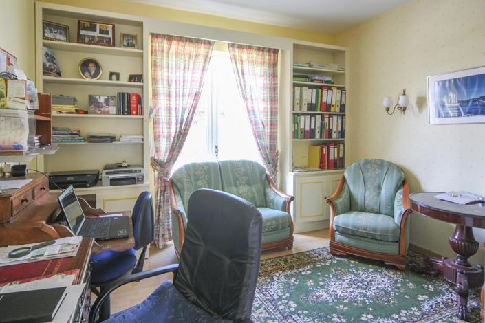 Image No.7-4 Bed House for sale