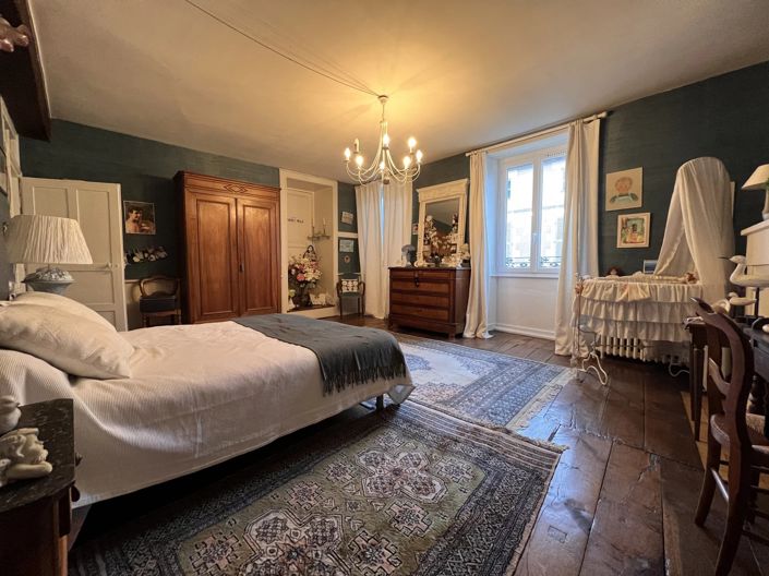 Image No.11-5 Bed House for sale