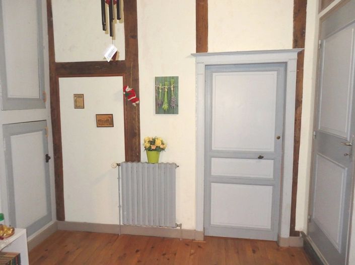 Image No.7-5 Bed House for sale