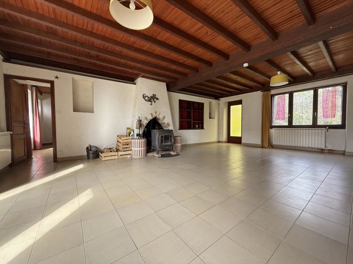 Image No.5-5 Bed House for sale