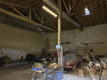 3b28469ee82f3854bb33cfe022d8d79d5f71565085192