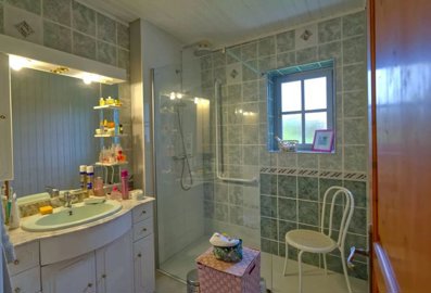 4fb7629c79e8ee56d6fa780e3aab487d1f547e168f192