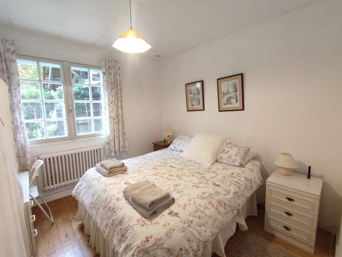 Image No.10-2 Bed House for sale