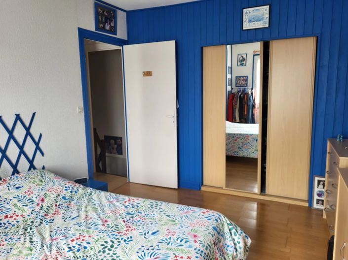 Image No.12-4 Bed House for sale