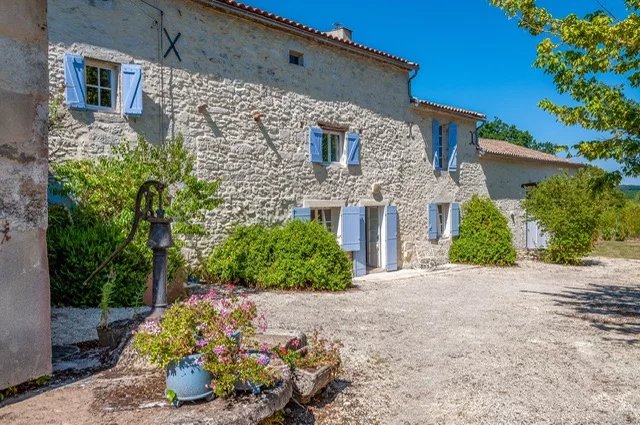 Image No.1-Maison de 6 chambres à vendre à Sainte-Foy-la-Grande