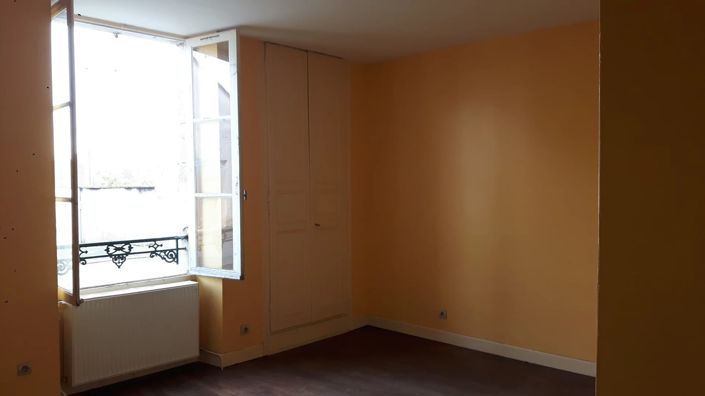 Image No.8-3 Bed House for sale