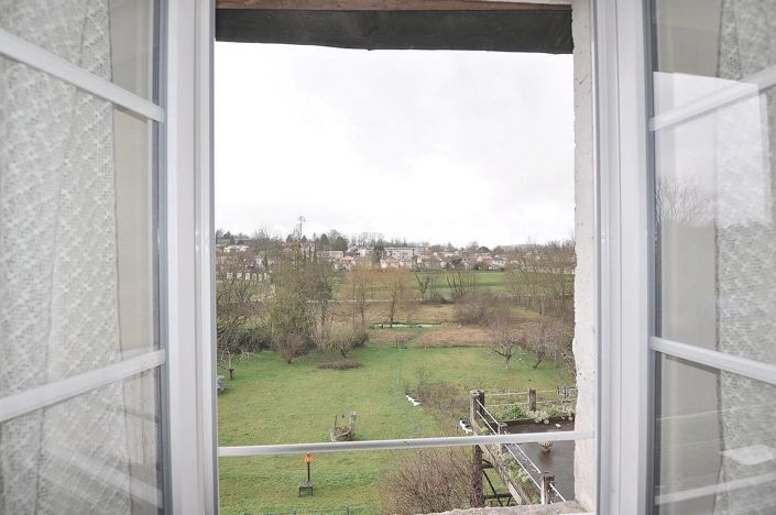 Image No.15-4 Bed House for sale