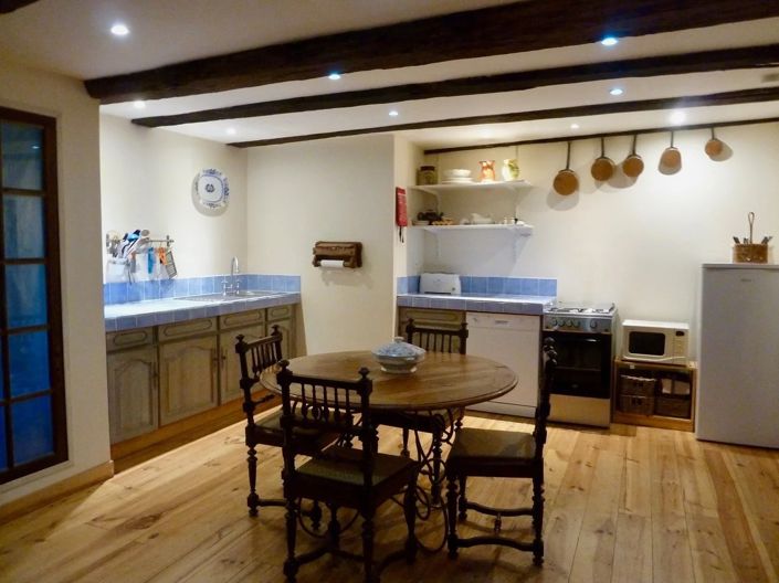 Image No.15-6 Bed House for sale