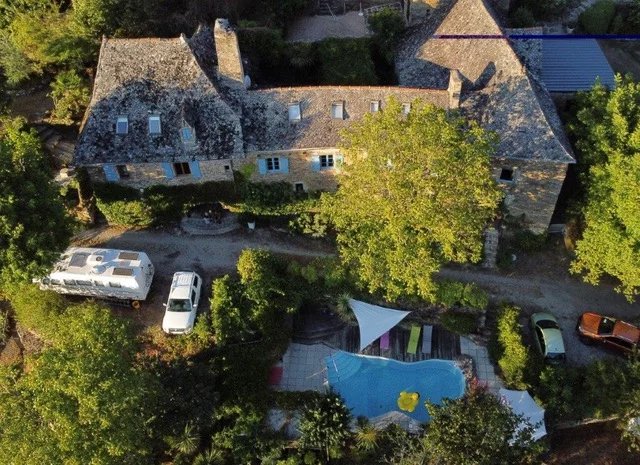 Image No.3-6 Bed House for sale