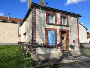 1 - Bussiere-Poitevine, House