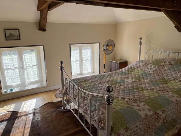 Image No.5-2 Bed House for sale