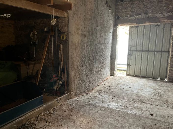 Image No.9-2 Bed House for sale