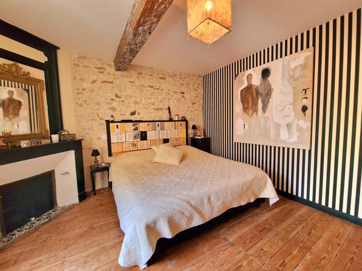 Image No.13-8 Bed House for sale