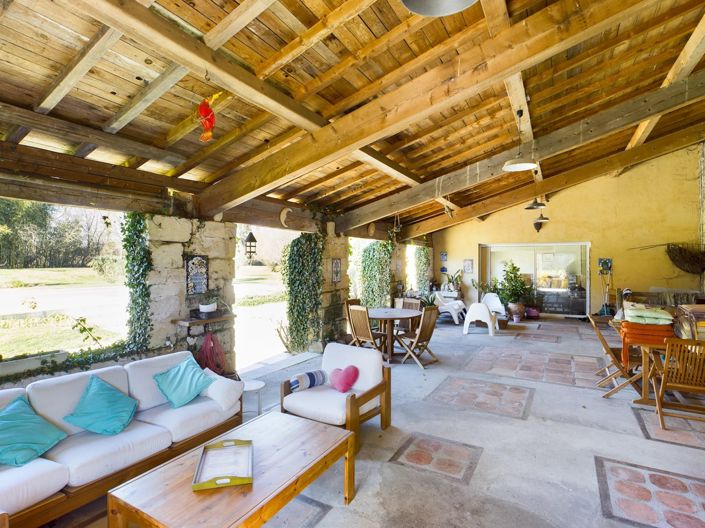 Image No.5-7 Bed House for sale