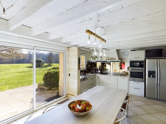 Image No.6-7 Bed House for sale