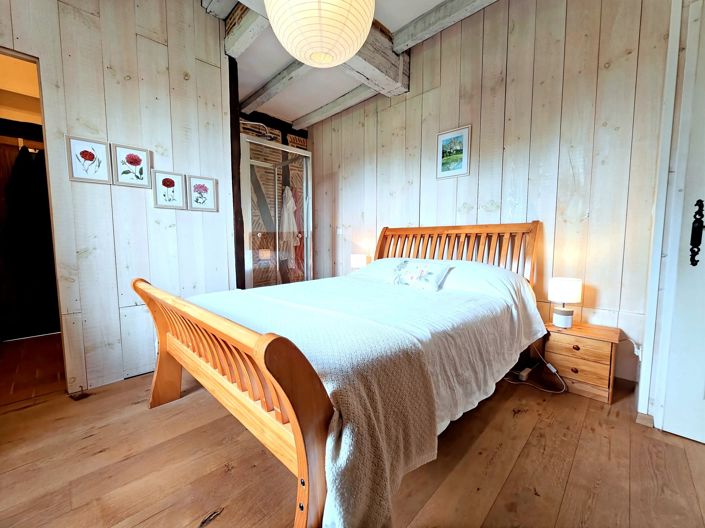 Image No.15-6 Bed House for sale