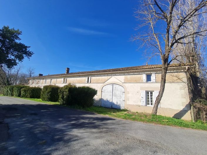 Image No.1-Maison de 9 chambres à vendre à Mirambeau