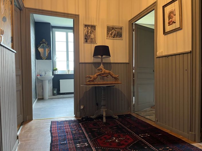 Image No.8-4 Bed House for sale