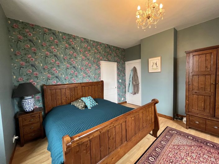 Image No.9-4 Bed House for sale