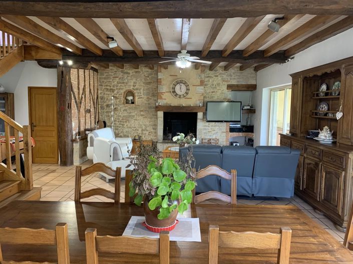 Image No.6-9 Bed House for sale