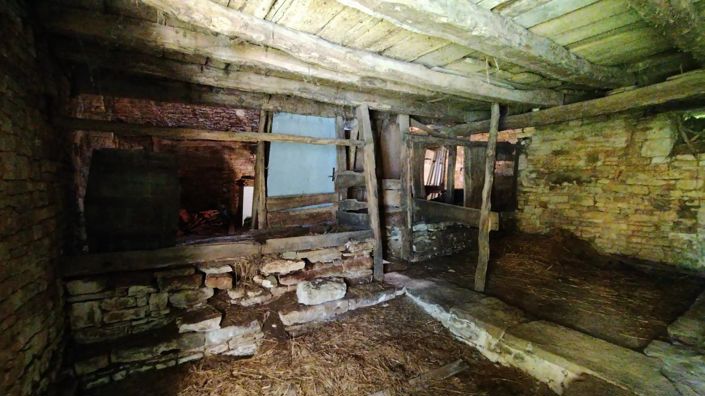 Image No.4-Barn for sale