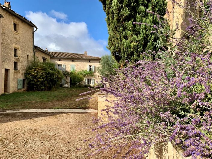 Image No.4-6 Bed House for sale