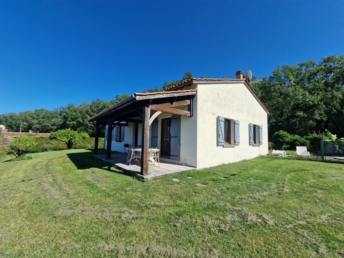 Image No.1-4 Bed House for sale