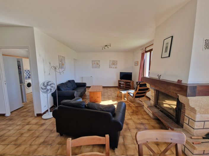 Image No.15-4 Bed House for sale