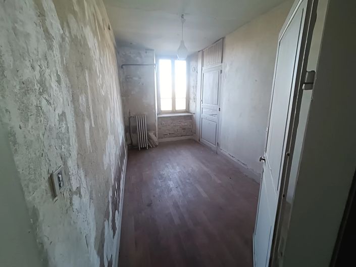 Image No.13-4 Bed House for sale