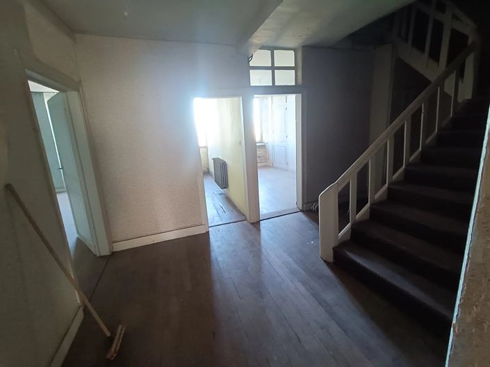 Image No.9-4 Bed House for sale