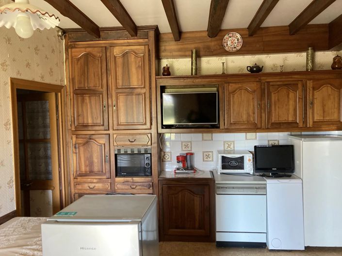 Image No.3-2 Bed Farmhouse for sale