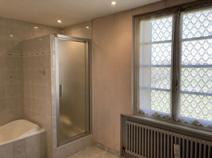 Image No.9-2 Bed House for sale