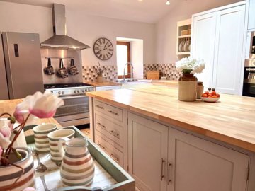 8d2dc4f83c7616e19cb2b64fccd43d948cc5102ba6192