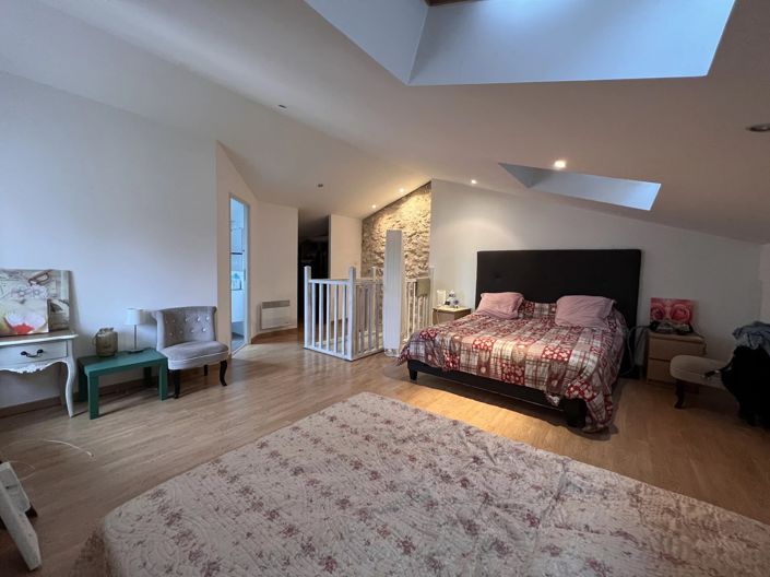 Image No.9-3 Bed House for sale