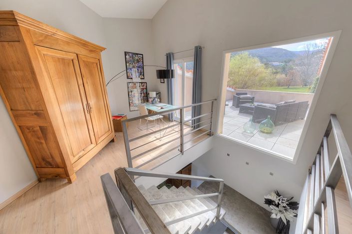 Image No.14-3 Bed House for sale