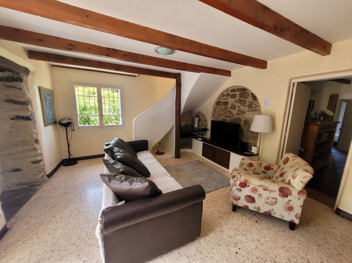 Image No.11-5 Bed House for sale